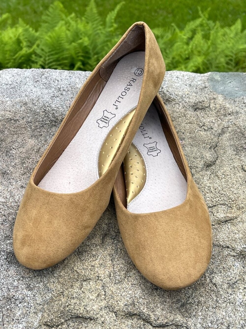 Rasolli Tan Lightweight Ballerina Flats Women Size 10